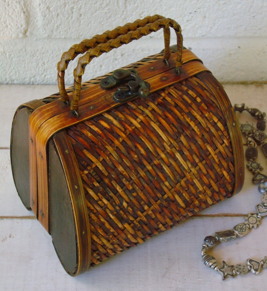 Vintage TORTOISESHELL WOOD Rattan Small HANDBAG Purse