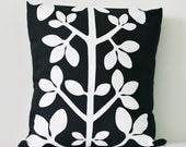 Pillow cover - scandinavian style -  18x18. black and white floral print