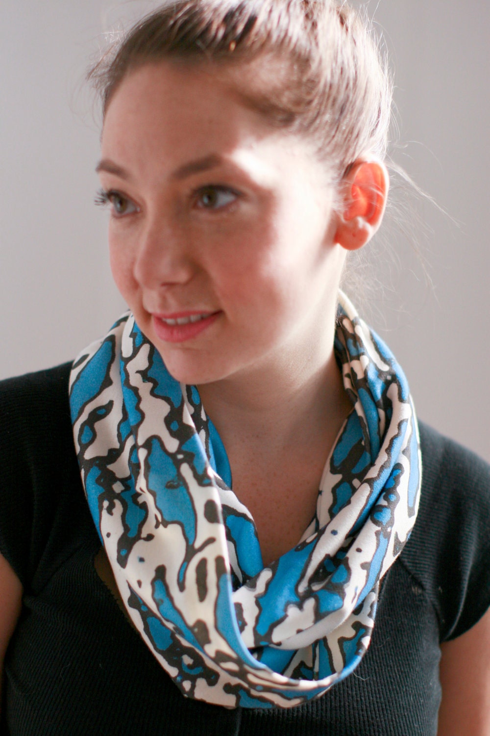 Organic "Blue keys" Cotton Knit Circle Scarf