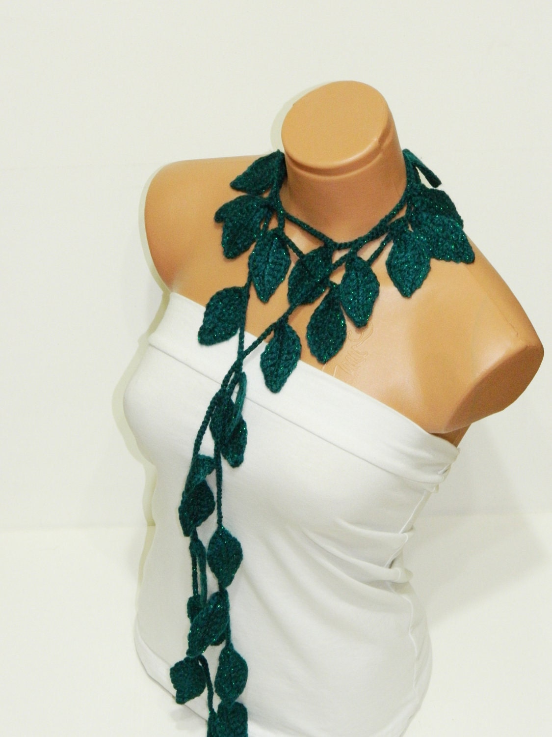 Crochet ivy scarf oil blue ivy leafs Lariat Scarf. Fashion Flower Scarves, Necklace...