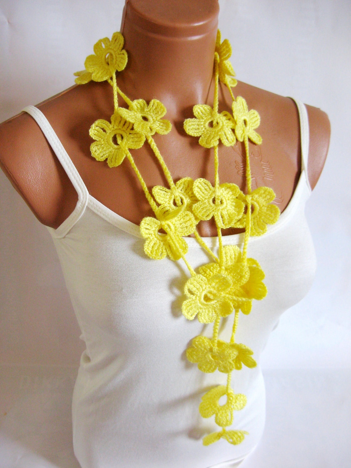 Crochet Yellow Flower Lariat Scarf. Fashion Flower Scarves, Necklace... Lariat scarf for spring...