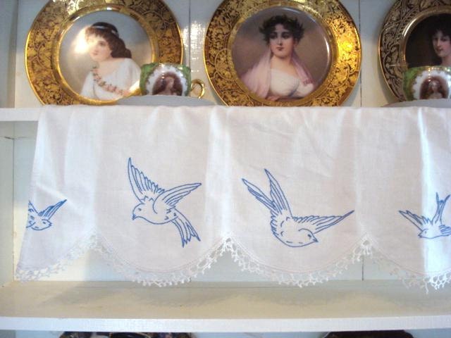 bird valance
