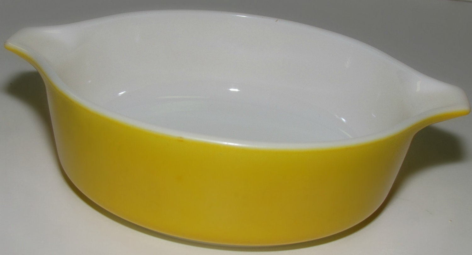 Vintage PYREX 471 Casserole Baking Dish