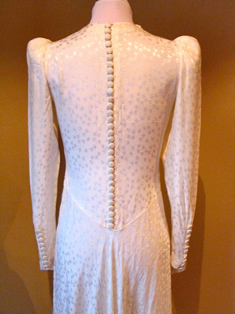 Vintage 1930s Wedding Gown - Satin Bias Cut Stunning