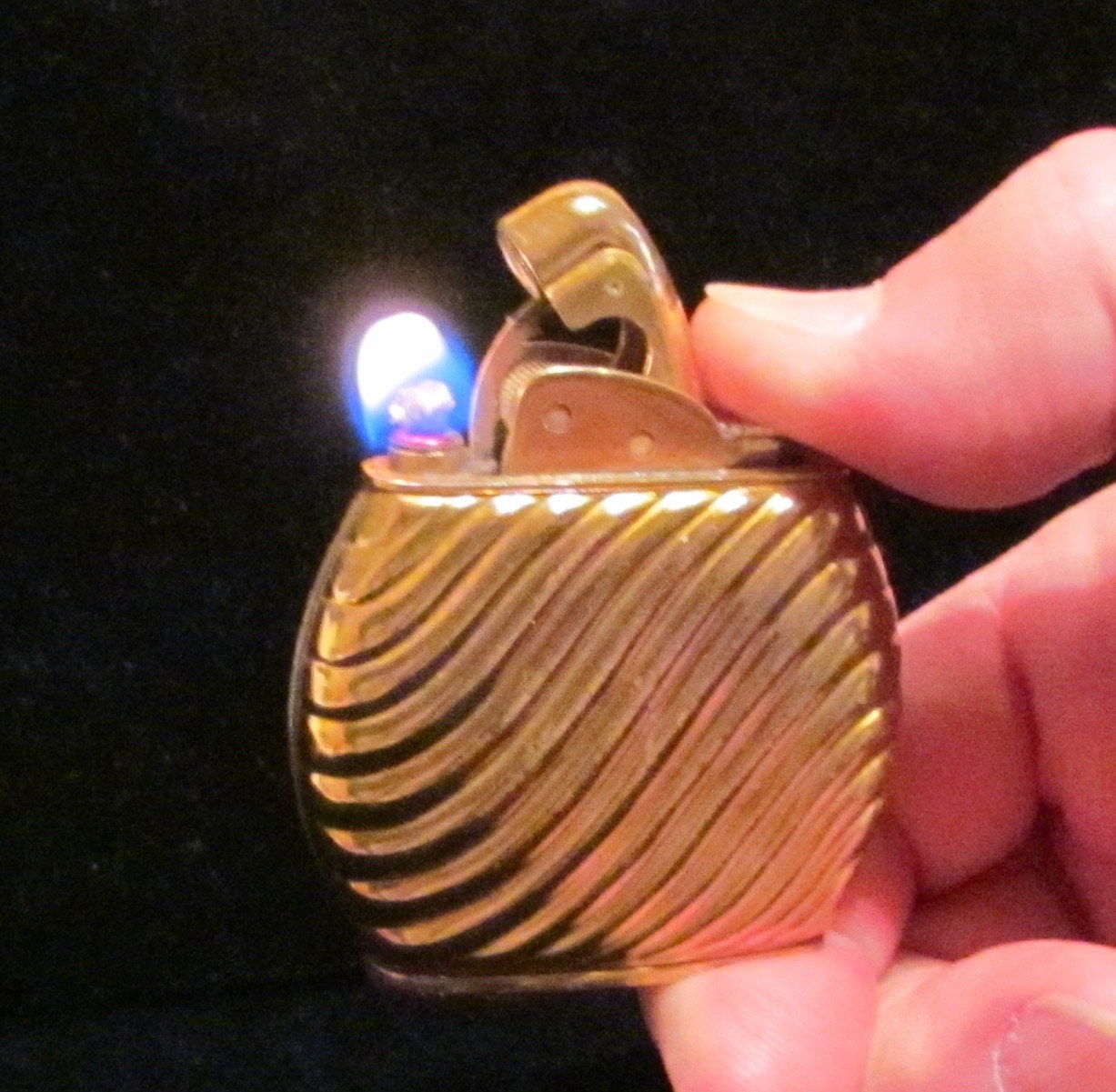 1940s Evans Kingston Lighter Cigarette Lighter Art Nouveau Working Lighter Excellent Condition