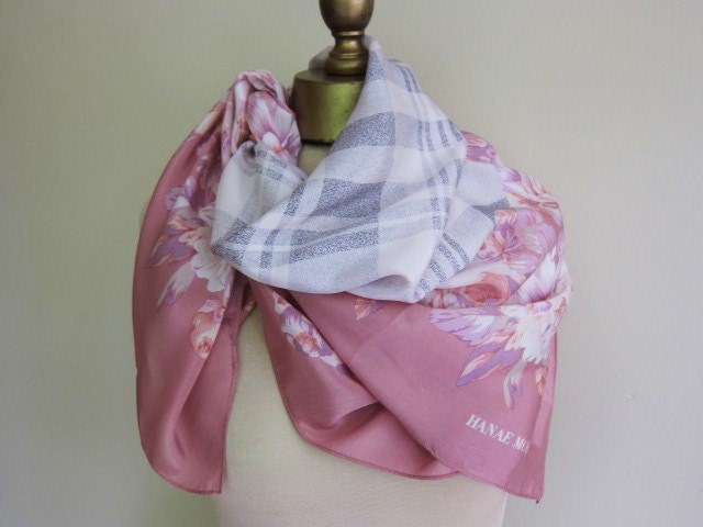 Hanae Mori silk scarf feminine and elegant large square