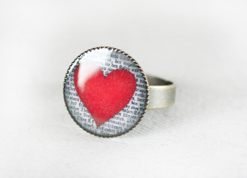 Vallentine Love Heart Red Ring 3/4 inch (18mm)