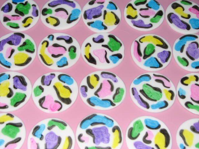 Fondant Cheetah Cupcake Toppers Il_170x135