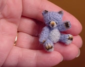 ORIGINAL BEAR ((made to order))-artist Miniature(Thread)Doll house/crocheted collectible-OOAK