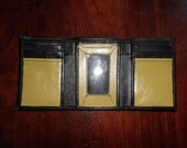 LEATHER WALLET.