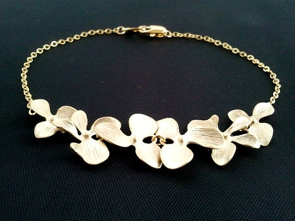 Dangling Triple Orchids Flowers Charm Bracelet Gold - Bangle Bracelet,Friendship bracelet, mother's day gift, wedding bracelet