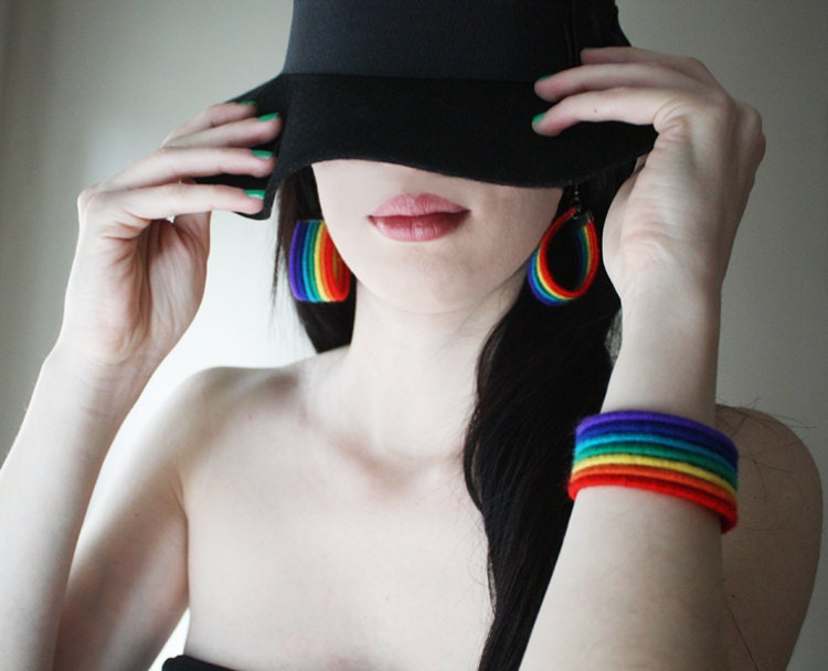Rainbow Jewelry, Rainbow Hoop earrings, Hippie earrings, Rainbow Earrings - Colorful jewelry - Fun, Red, Orange, Yellow, Green, Blue, Purple