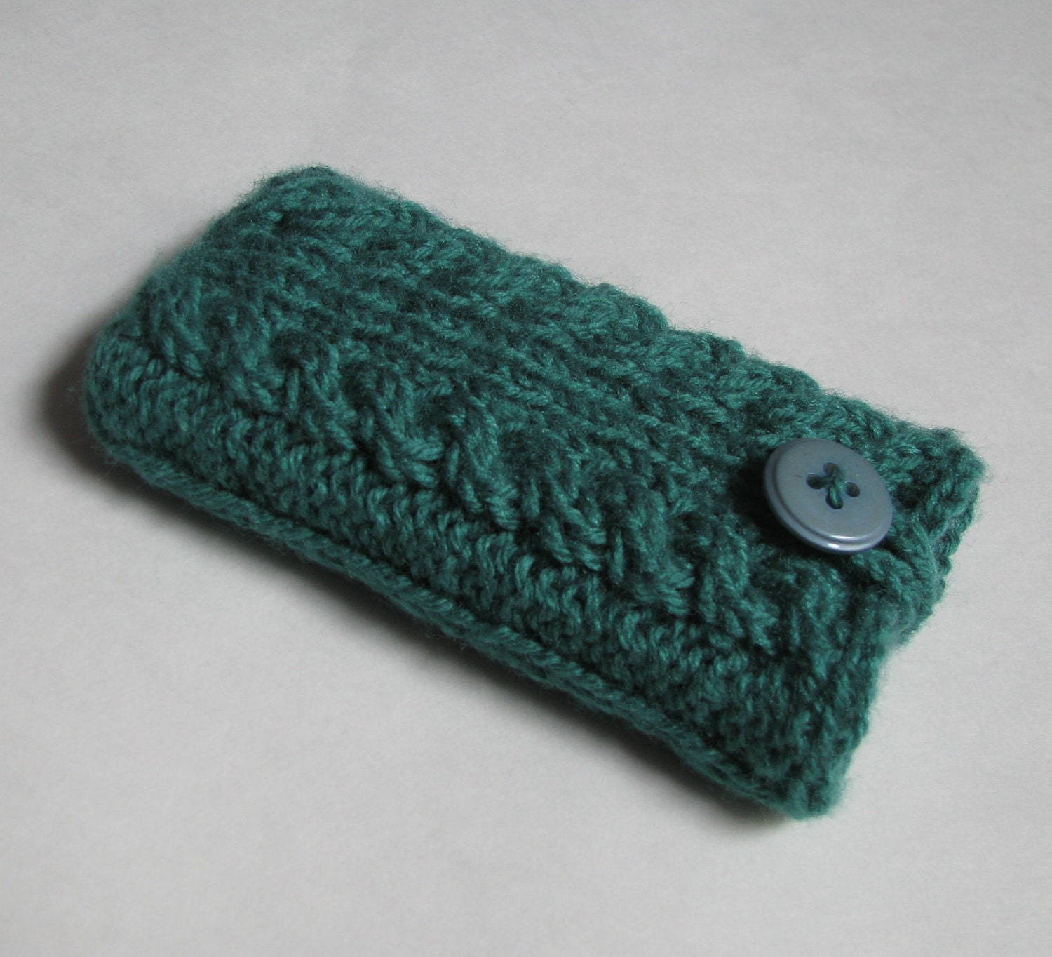 iPod case iPhone cover HTC Droid Smartphone bag Samsung Android Incredible iPod Touch sleeve mobile BlackBerry, knit cables in misty green