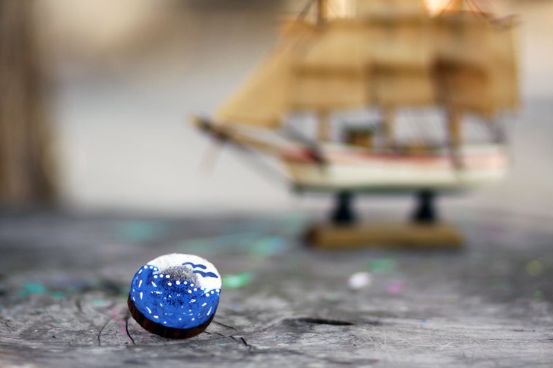Painted Antler Ring - Wearable Art - Natural Deer Antler Slice Ring - Boho Tribal - Feather Bird Sea Nautical - Cobalt Blue - Free Shipping