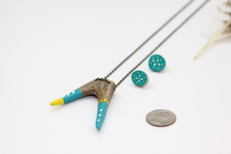 Hand Painted Antler - Necklace Earrings Jewelry - Natural Deer Antler - Bohemian Tribal Folk - Blue Yellow White- Free Earrings