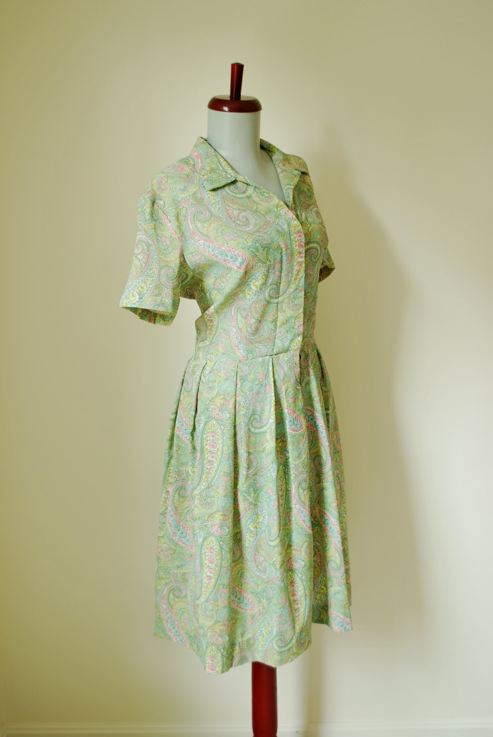 Sale/ Vintage Light Green Paisley Dress - L/XL
