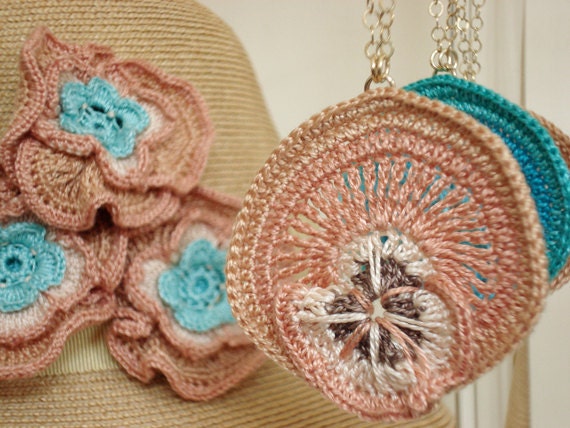 SALES  - 50 % Pink Crochet Pendant Flower.Wire crocheted. Handmade in UK. Ready to ship. Short necklace. Brass chain. gold platted clasp