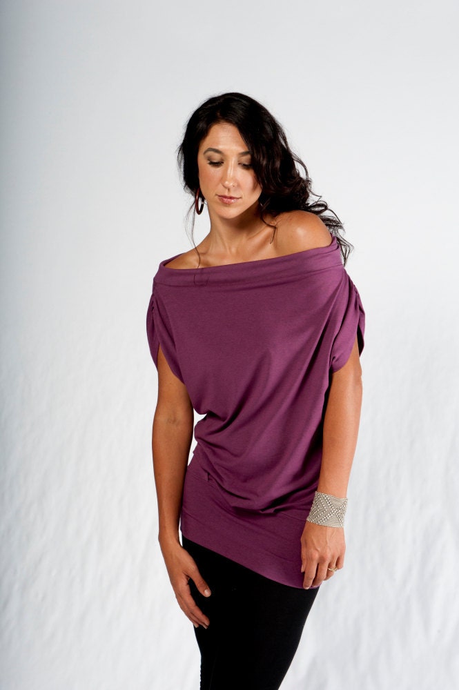 Relaxed shortsleeve shirt-Womens Shirt-Slouchy shirt-Womens clothing-Women's fashion-Bohemian Shirt-Off the Shoulder shirt-Oversized Shirt