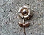 Gold color brooch, women vintage pendant jewelry, antique flower daisy hippie brooch