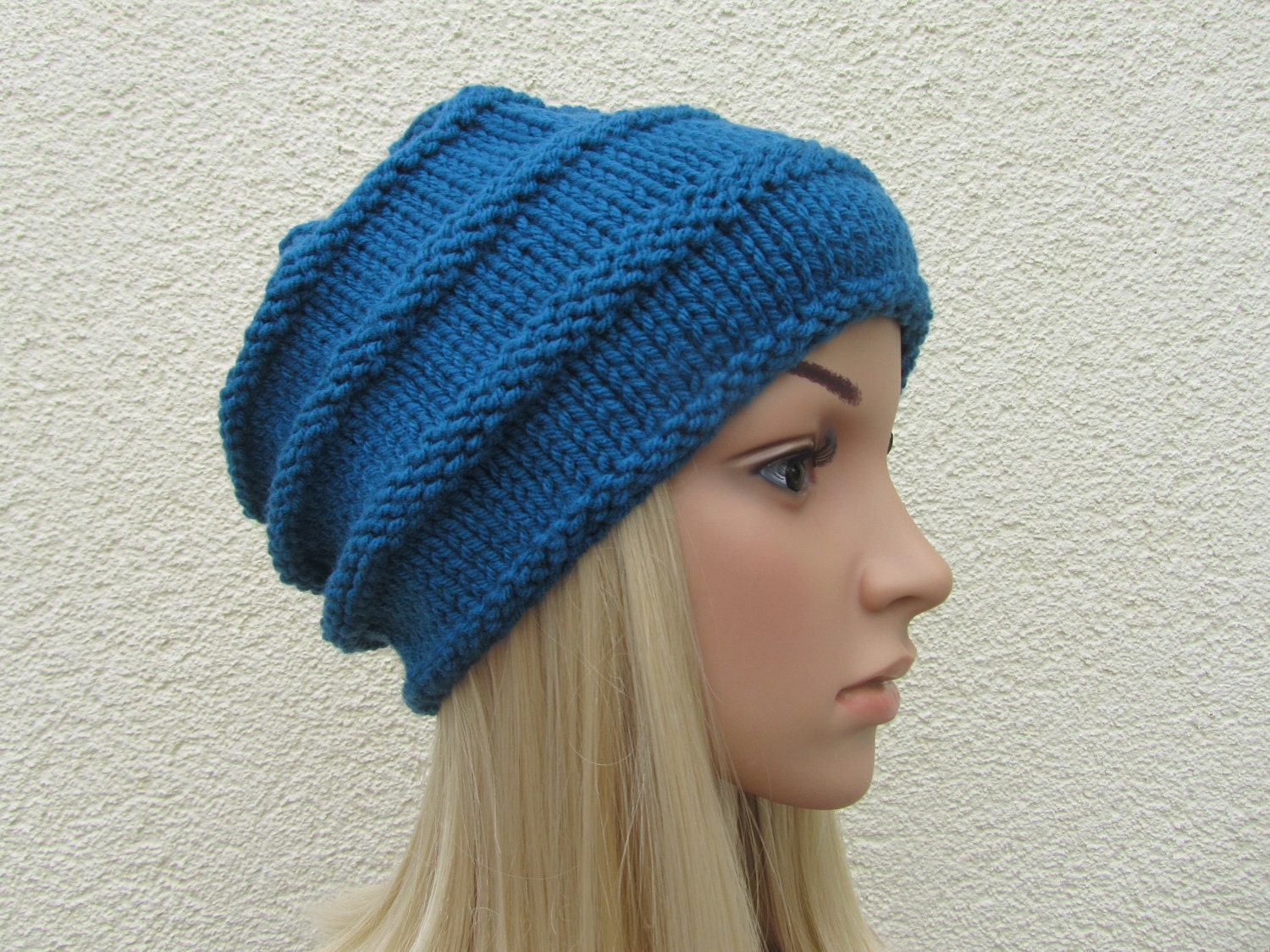Cloche Hand Knit Hat, Unisex Hand Knitted Hat, Tam Hat in Ocean Blue,  Blue Hat for Men and Women