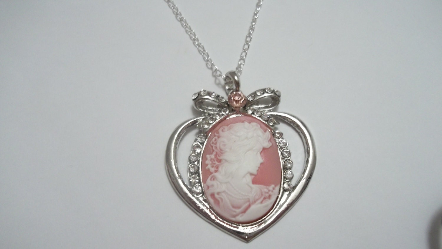 Pink Queen Cameo Pendant Necklace