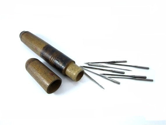 AntiqueTurned Wood Treen Needle Bodkin Case French