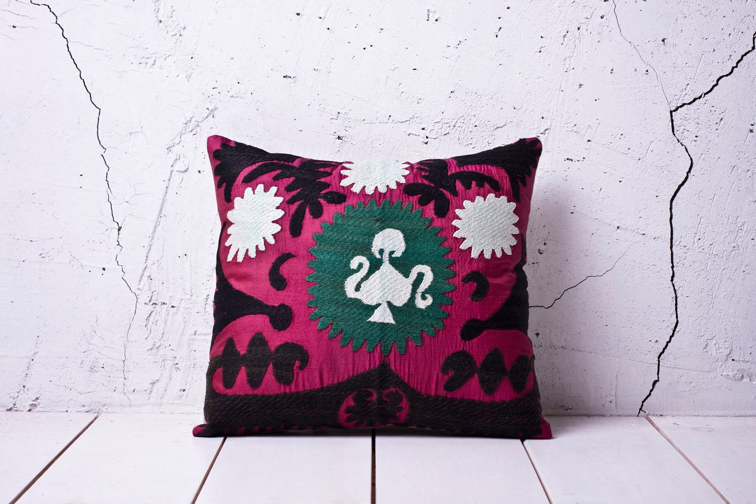 handmade vintage suzani pillow cover - 14.49" x 15.55" - FAST shipment with UPS -00662-48