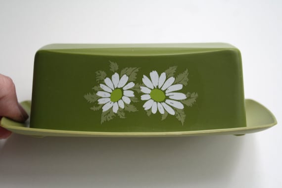 Vintage Plastic Daisy Butter Dish Retro by themerryhomemaker
