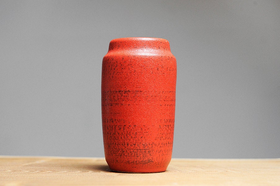 Small scarlet red West German vase by Scheurich (231-15)
