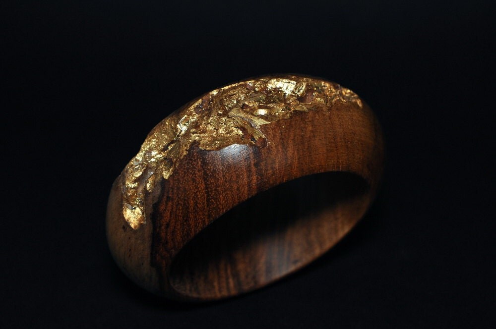 Indian Rosewood with Gold Leaf Inlay