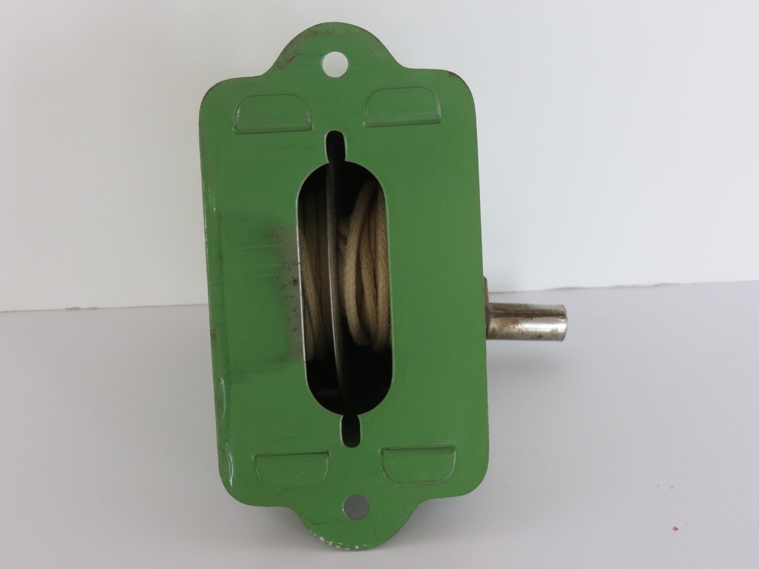 Vintage Retractable Clothesline