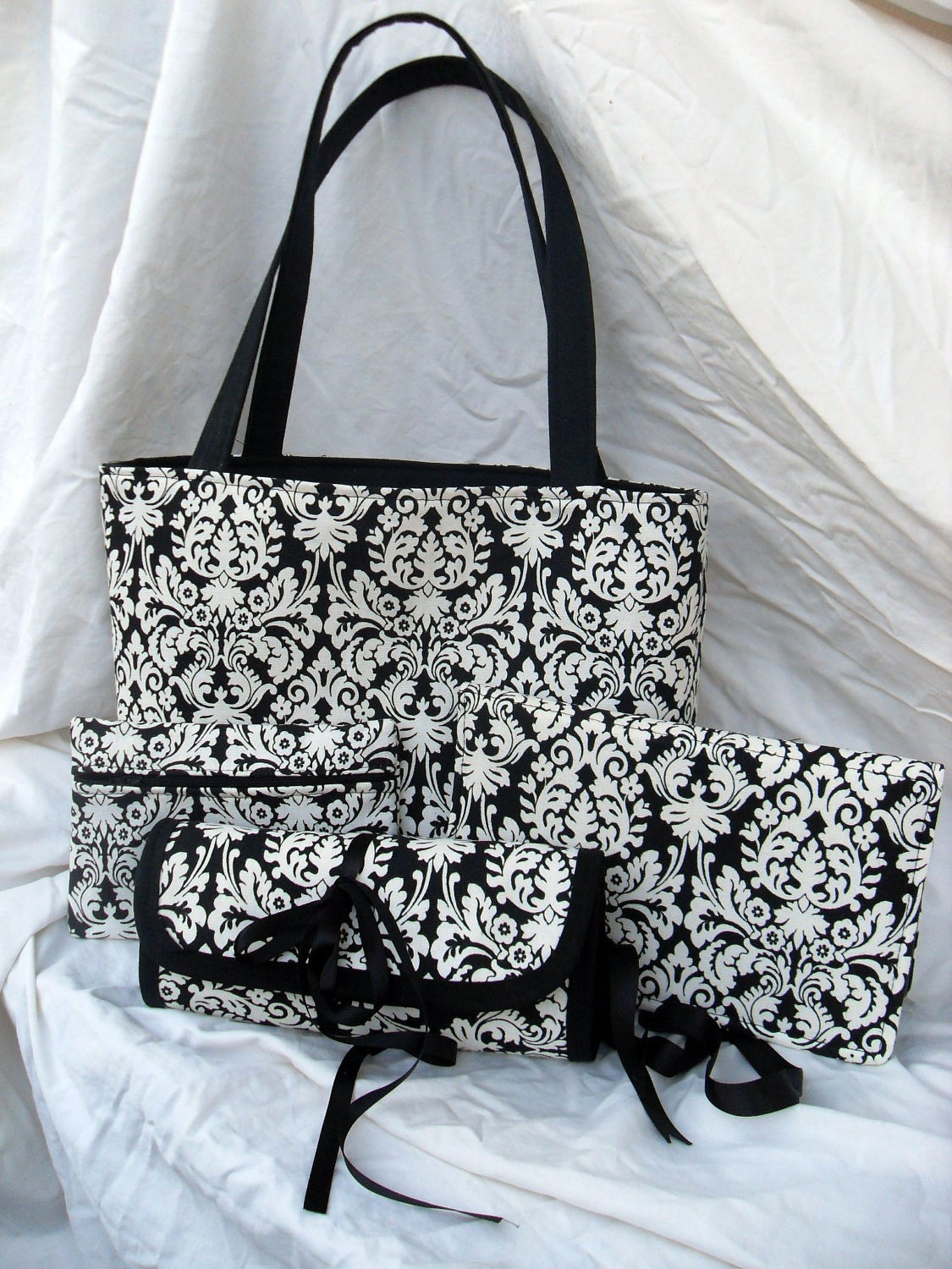 Knitting Yarn Project Bag 4 Piece Set Tote Zip Bag Pattern Holder Crochet Hook Organzier