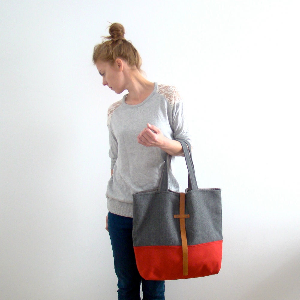 Large tote bag, wool, red and grey