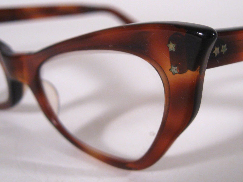 Vintage Classic CAT EYE Glasses with Brown Tortoise Shell Frames