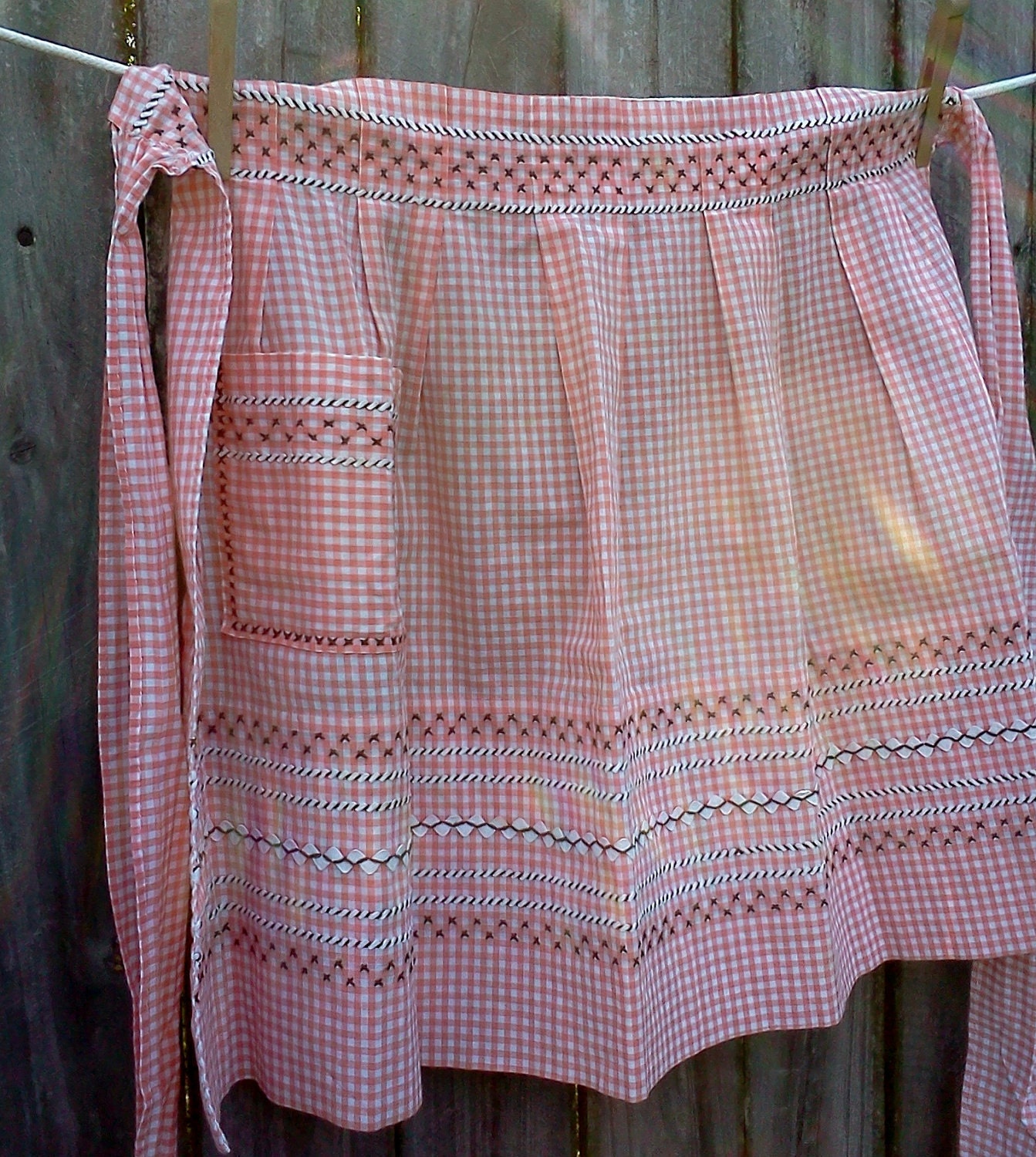 Vintage Apron Peach Gingham Cross Stitch 1950's Cottage Chic
