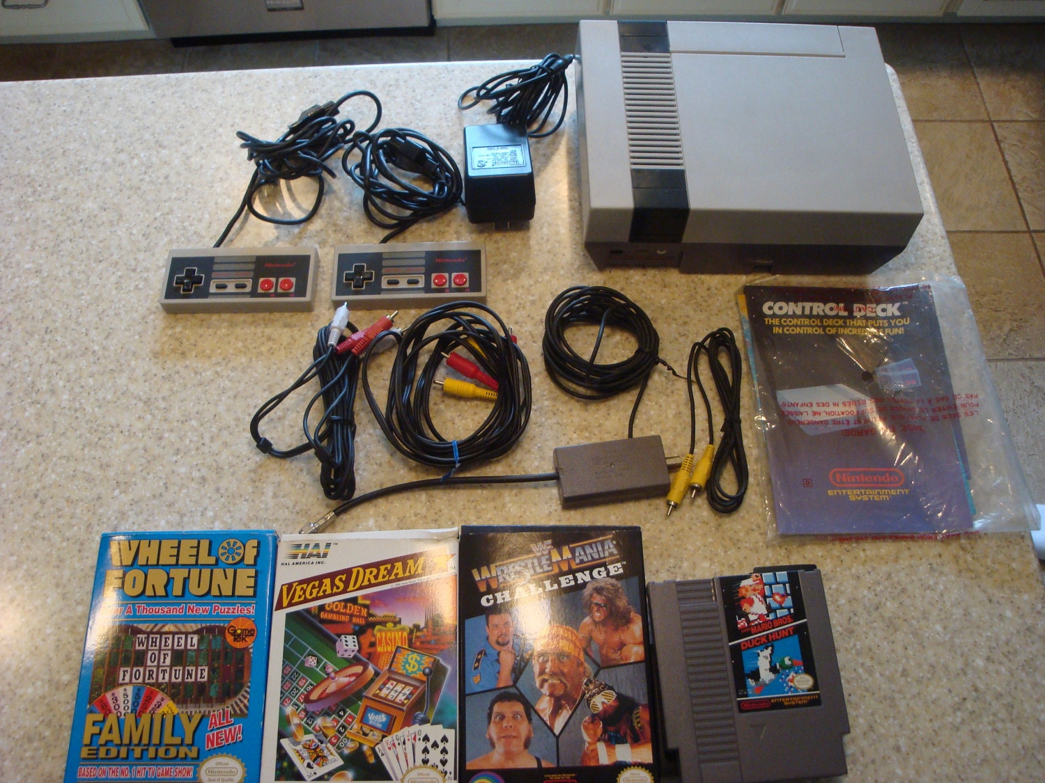Nintendo Entertainment System NES-001