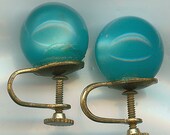 Vintage Screw Back Earrings.  Blue Marble Style Earrings with Brass Screw Backs