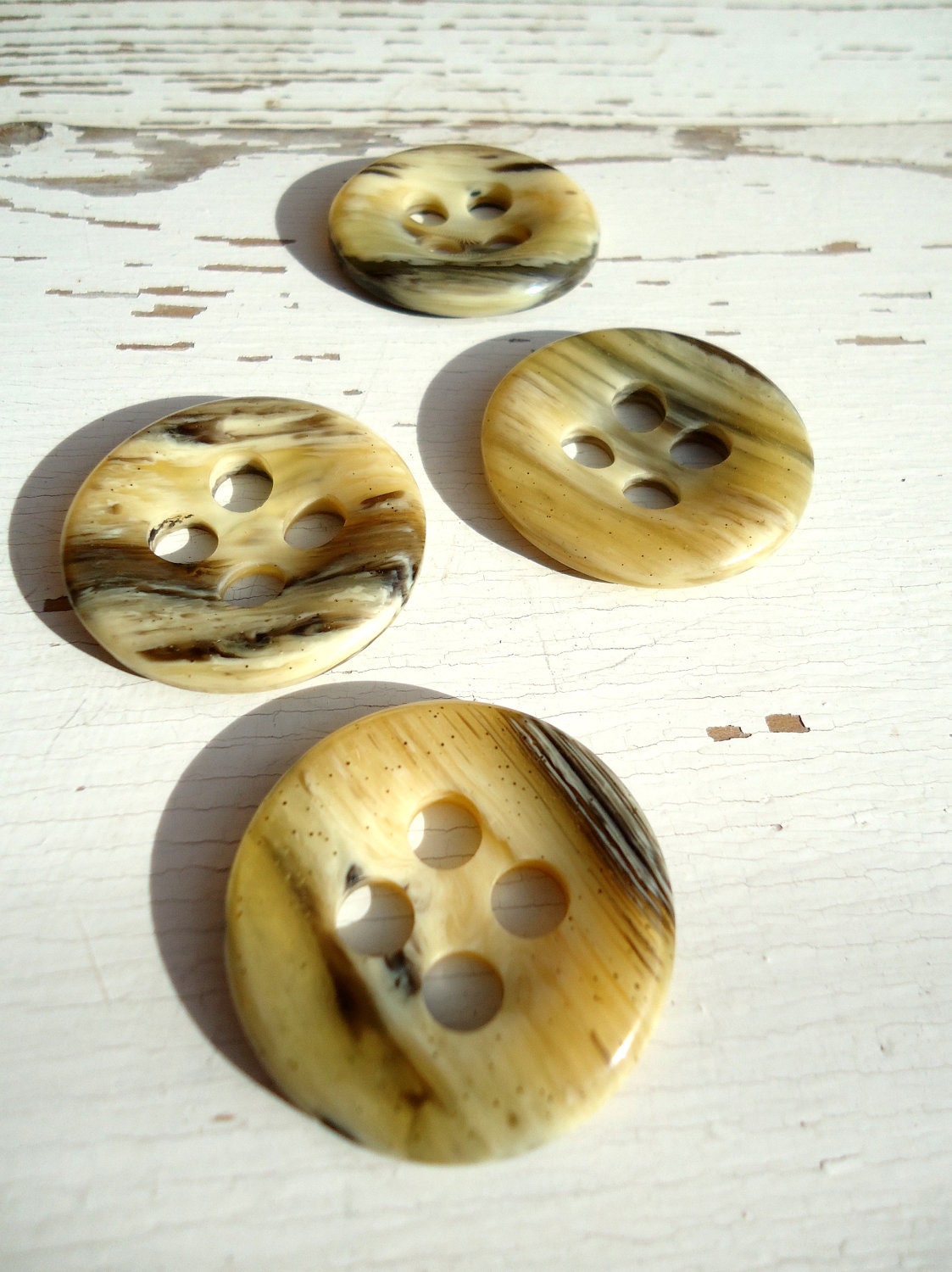 70's vintage light brown large buttons