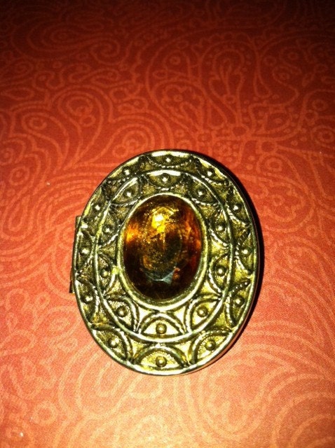 avon locket