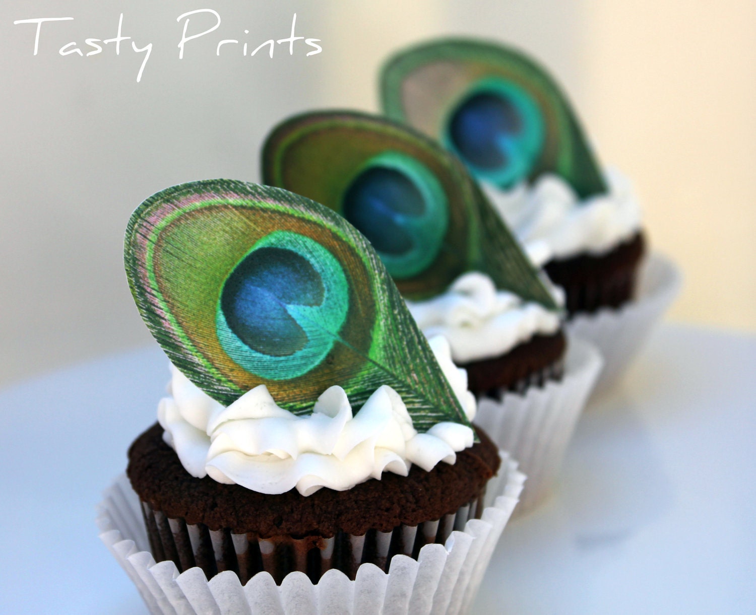 12 EDIBLE Peacock Feather - Classic - Cupcake topper - cake decoration, wedding, wedding cupcakes