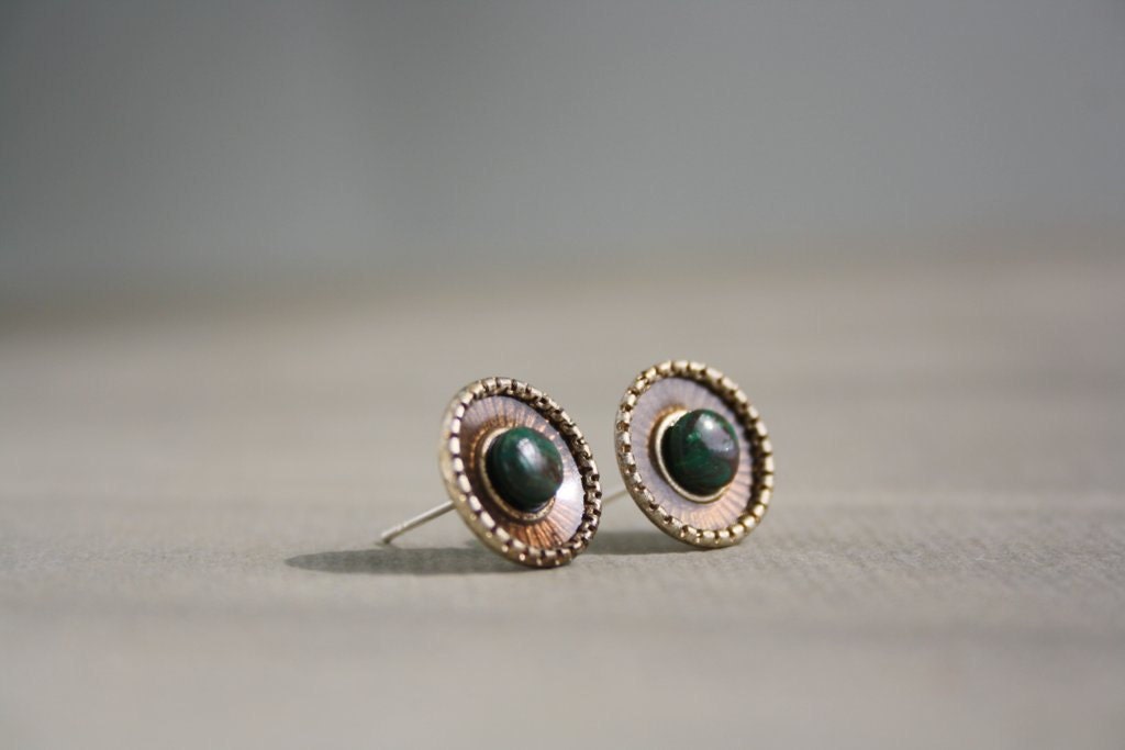 GOLD BUTTONS earrings - post earrings made with gold colour vintage style buttons