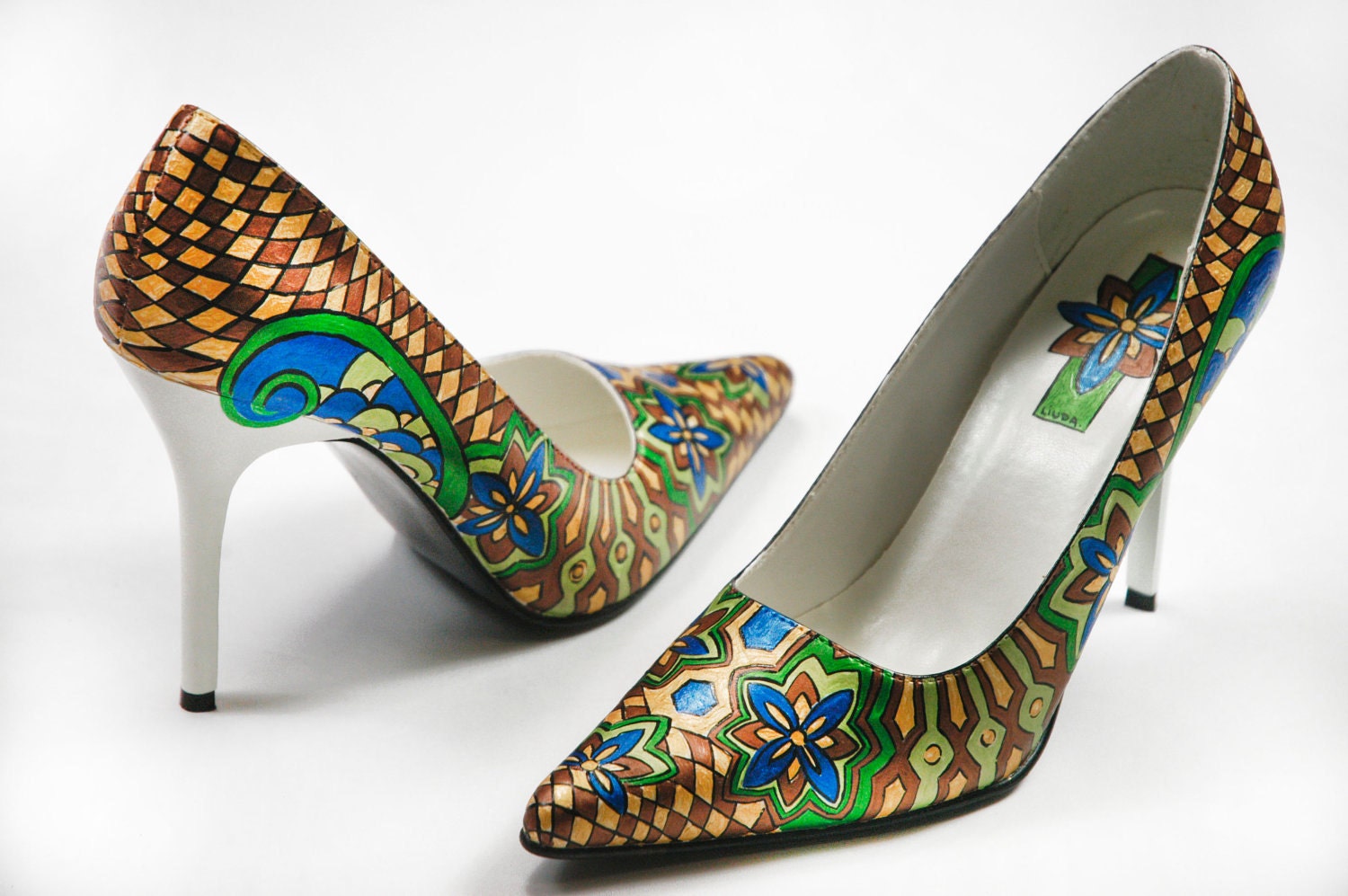 Hand painted Gold Shoes - Gold Geometric Lady Pumps - Party shoes