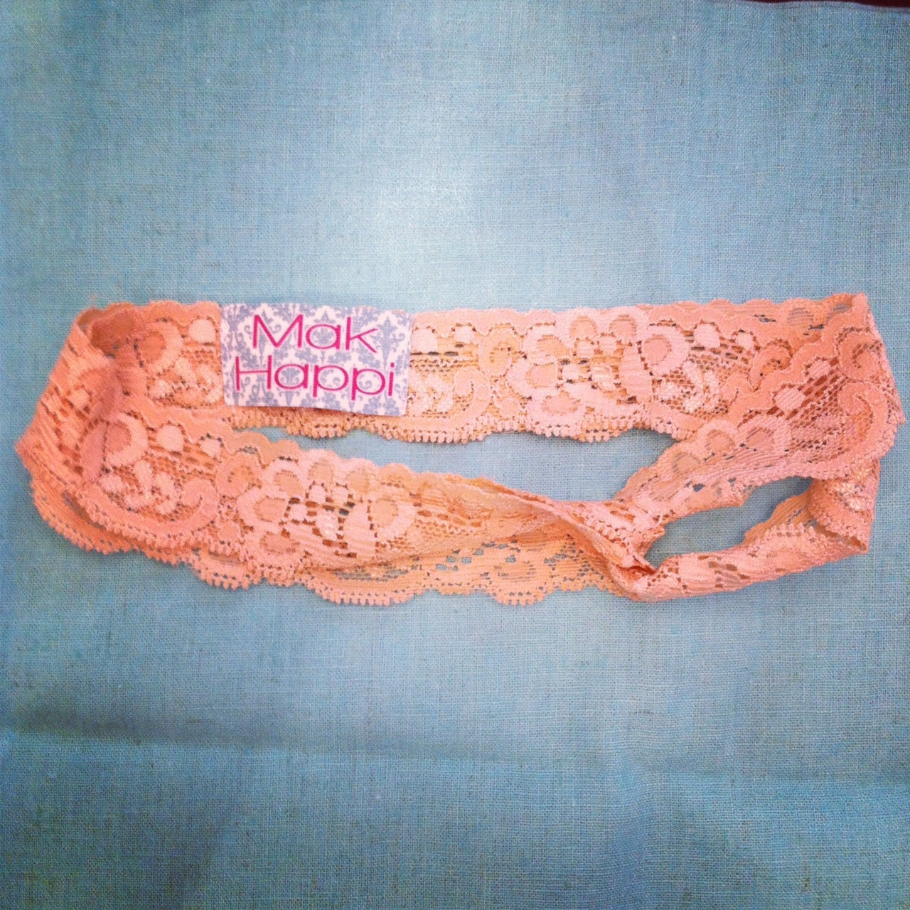 Stretch Twist - Thin Lace Headband - Nude