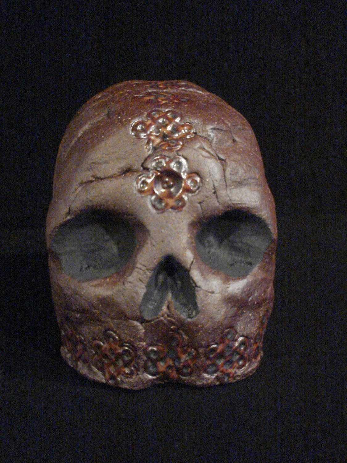 Shino Skull II (8" x 10" x 10")
