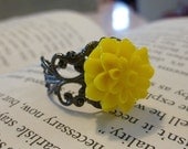 Yellow Dahlia Ring, Neon Yellow Dahlia Flower on Gun Metal Filigree Ring - Summer Color
