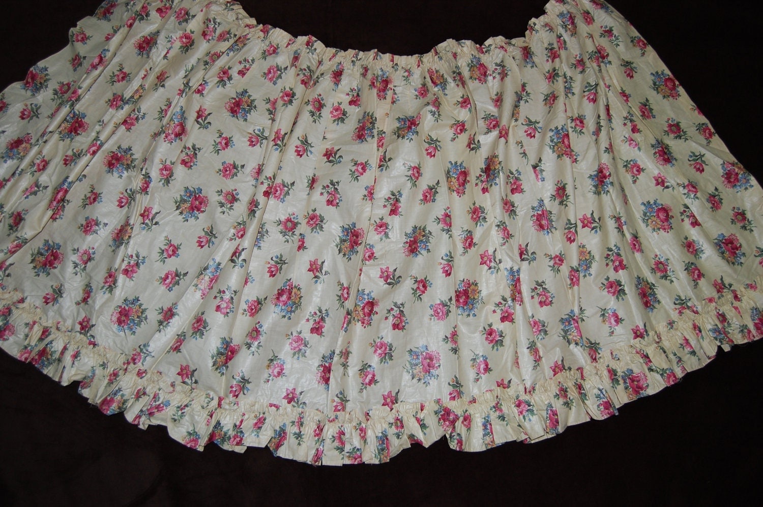 Vintage Ruffled DRESSING TABLE SKIRT Vanity by louisianamarketday