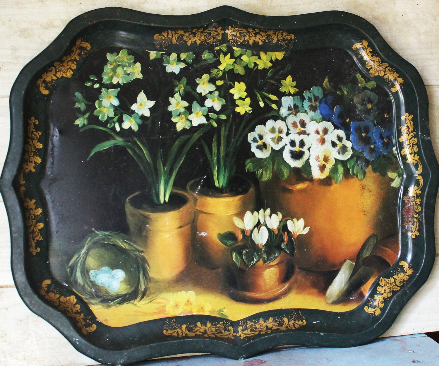 Large Shabby Chic Serving Tray - England - Vintage - Metal