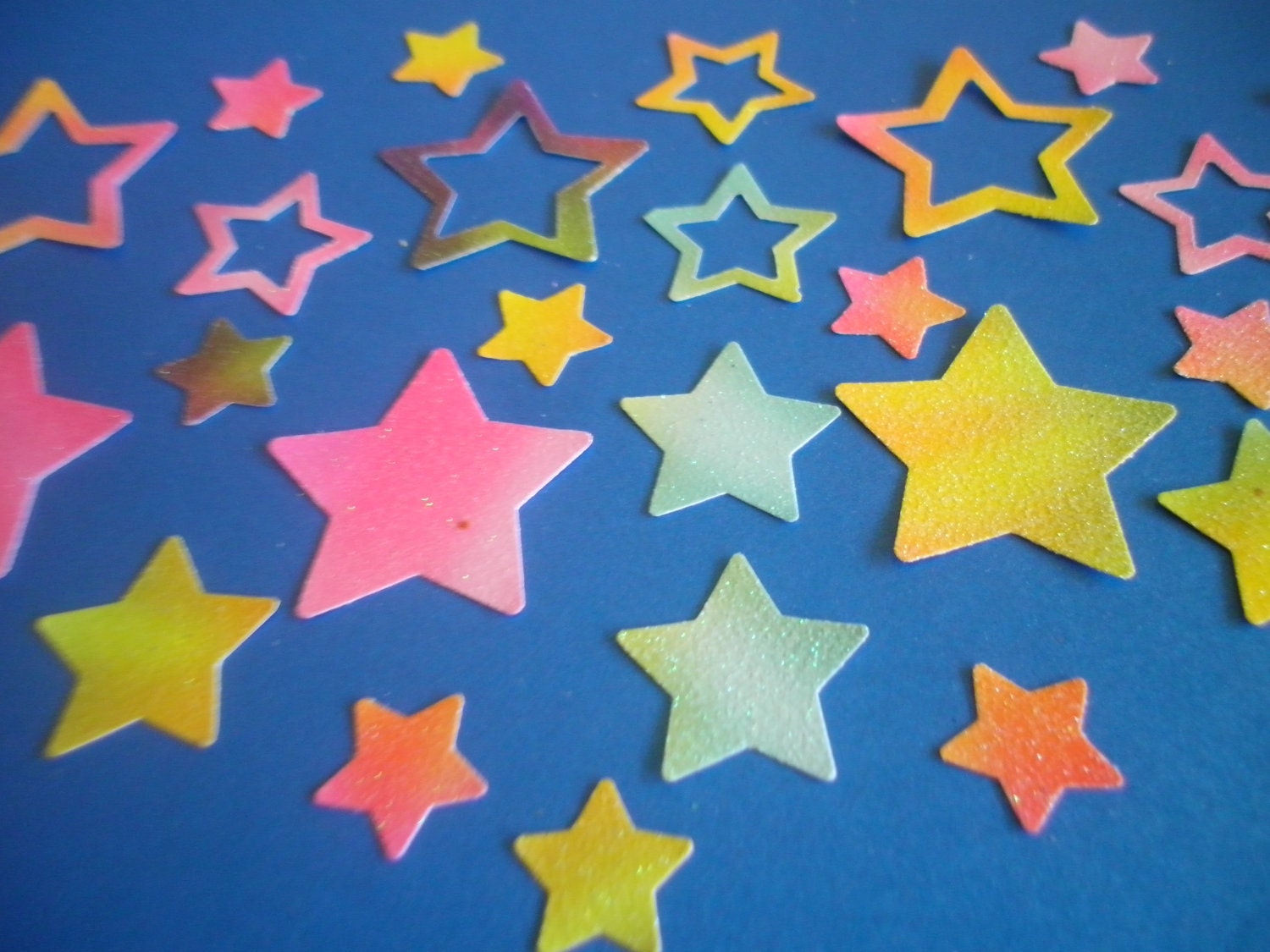 40 Glitter Tie Dye Stars