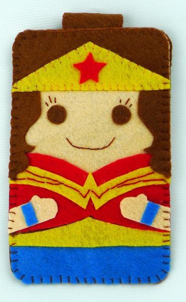 Hero collection Handmade Wonder Woman iphone, iphone 4S felt cell phone case (FREE SHIPPING)