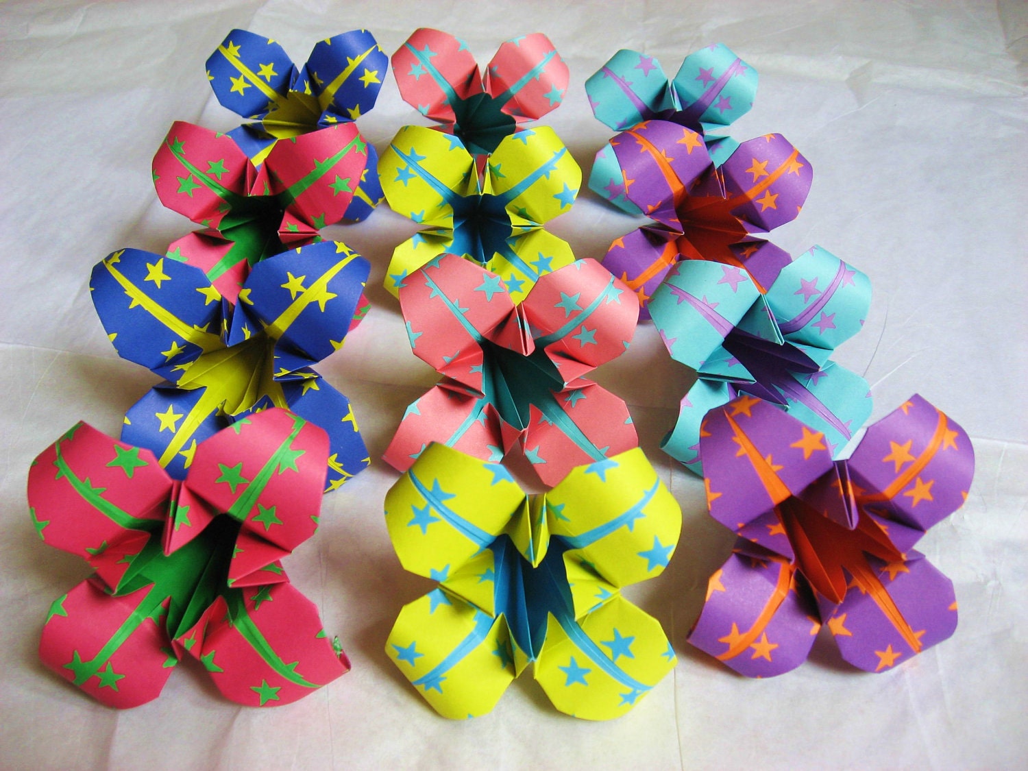 12 Large Japanese Origami Irises - origami flowers made to order with star paper, paper flowers for table favors, gifts, party favors